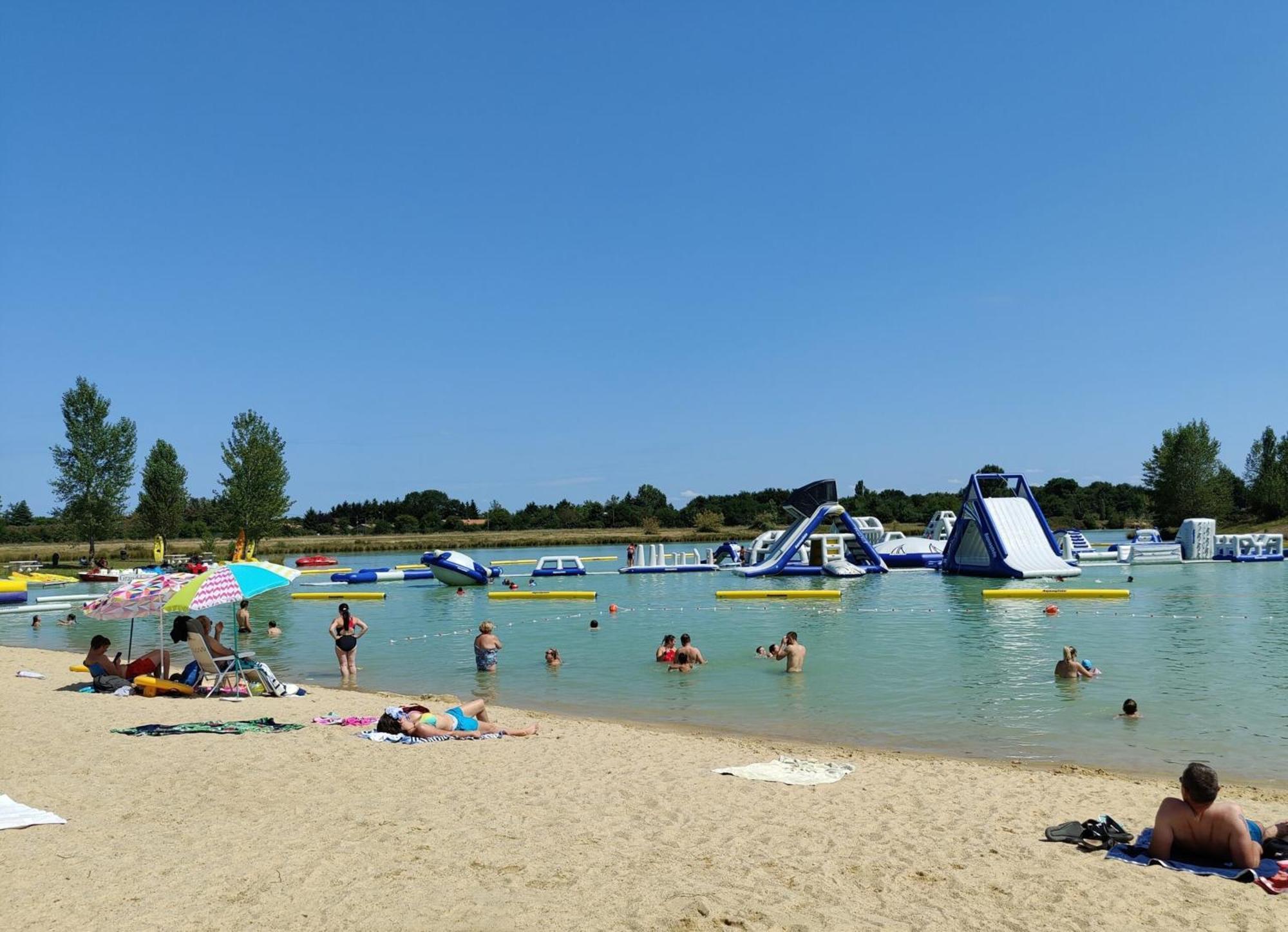 Meuble De Tourisme Classe 3 Etoiles Le Ptit Coin De Soleil - Saint Ciers D'Abzac מראה חיצוני תמונה